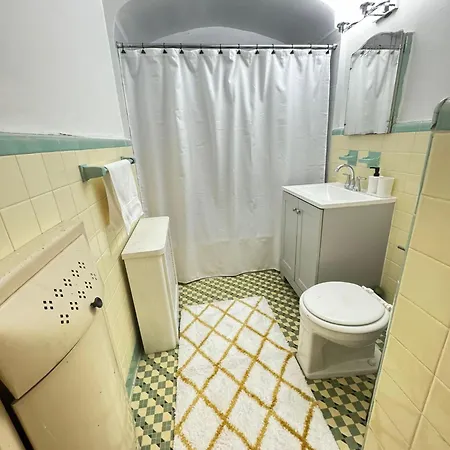 Stay Rego Park-3